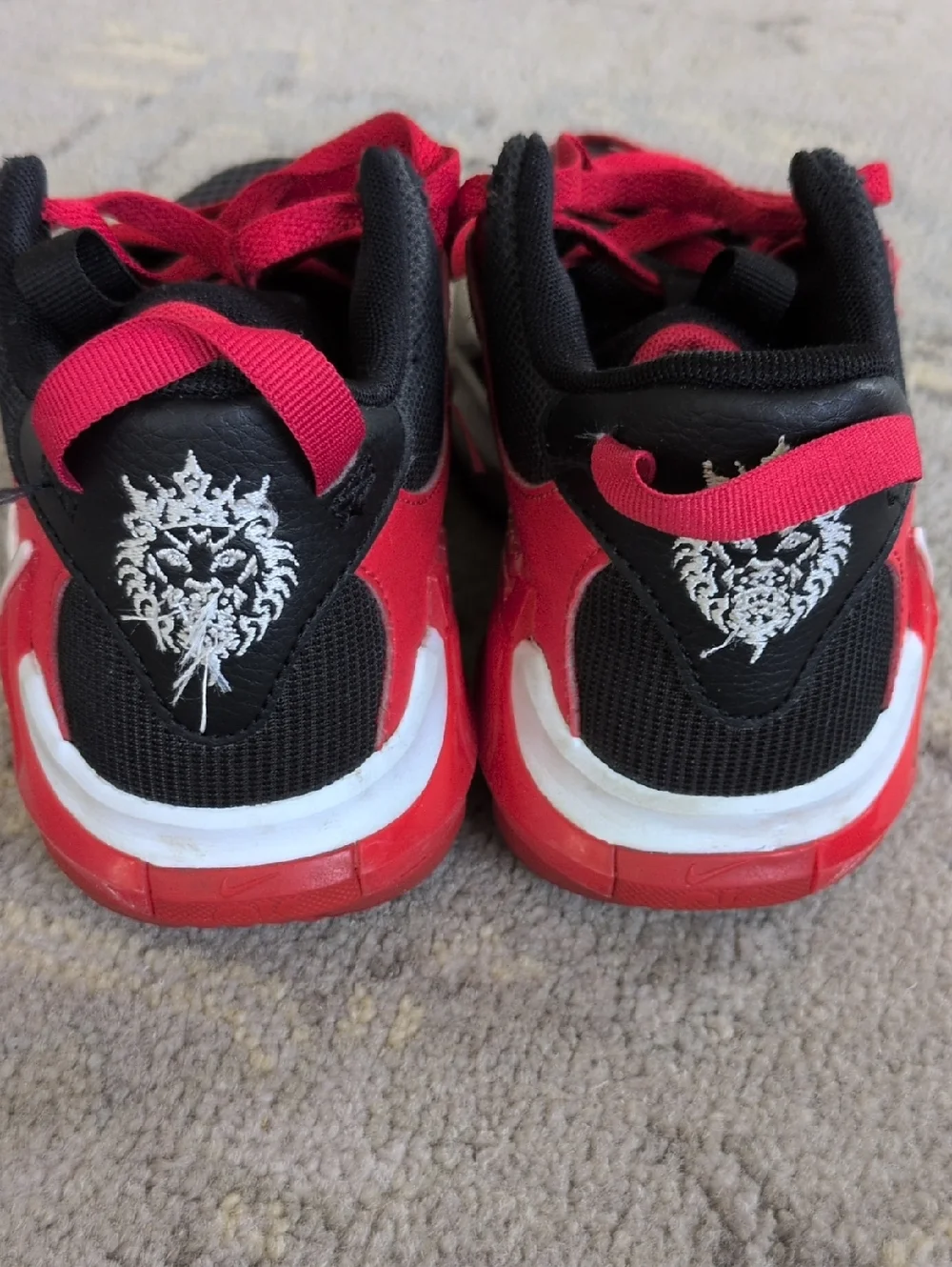 Nike LeBron Witness Kids Black and Red Basketball Shoes